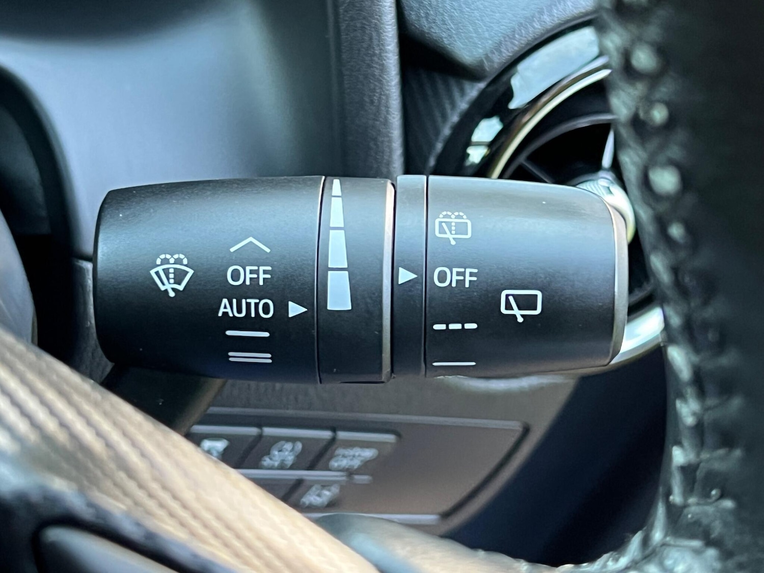 Used Mazda Mazda2 2016 for sale - 76953240: Photo 32