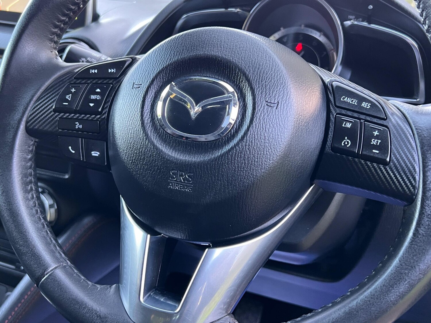 Used Mazda Mazda2 2016 for sale - 76953240: Photo 38