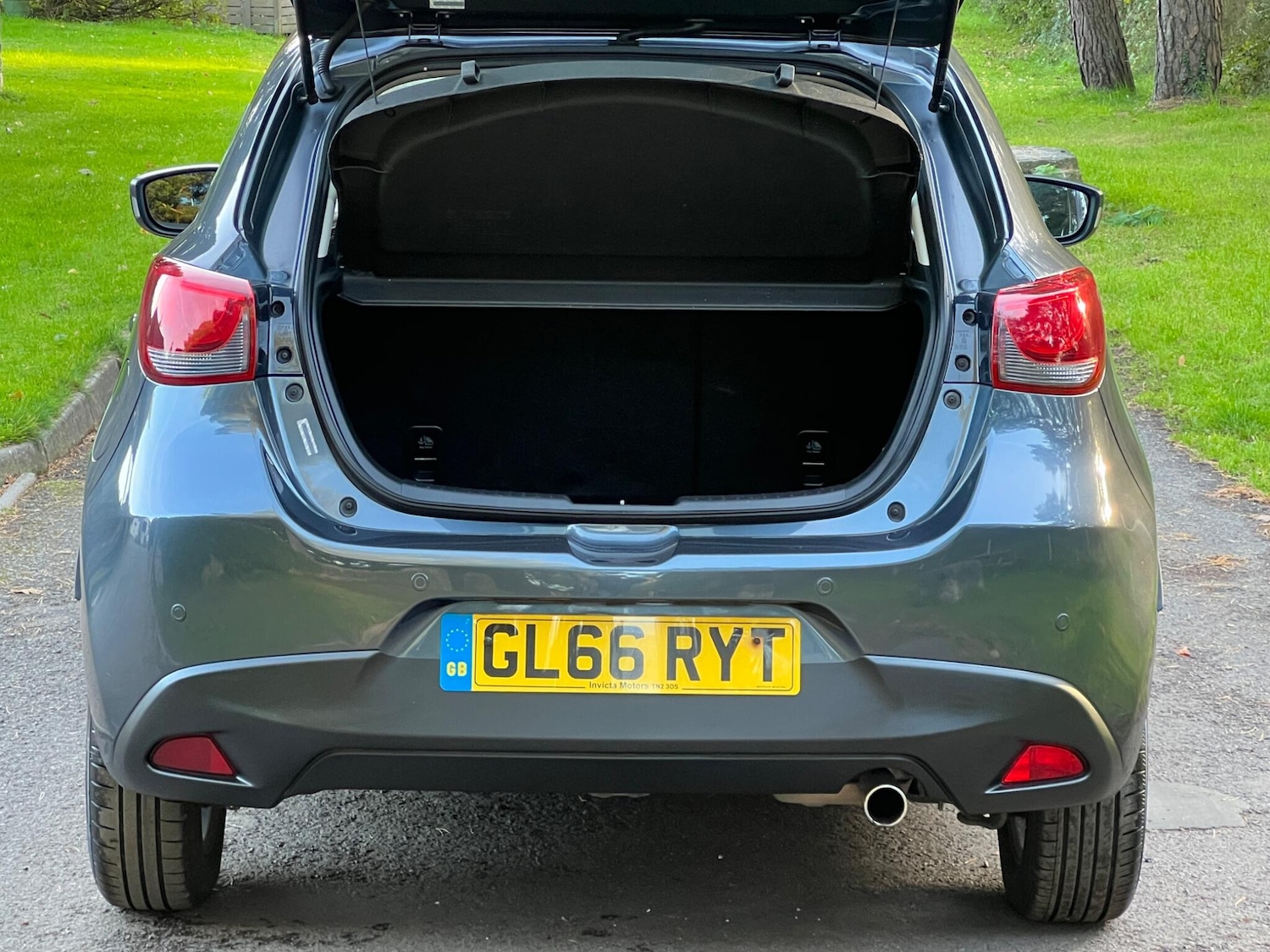 Used Mazda Mazda2 2016 for sale - 76953240: Photo 61