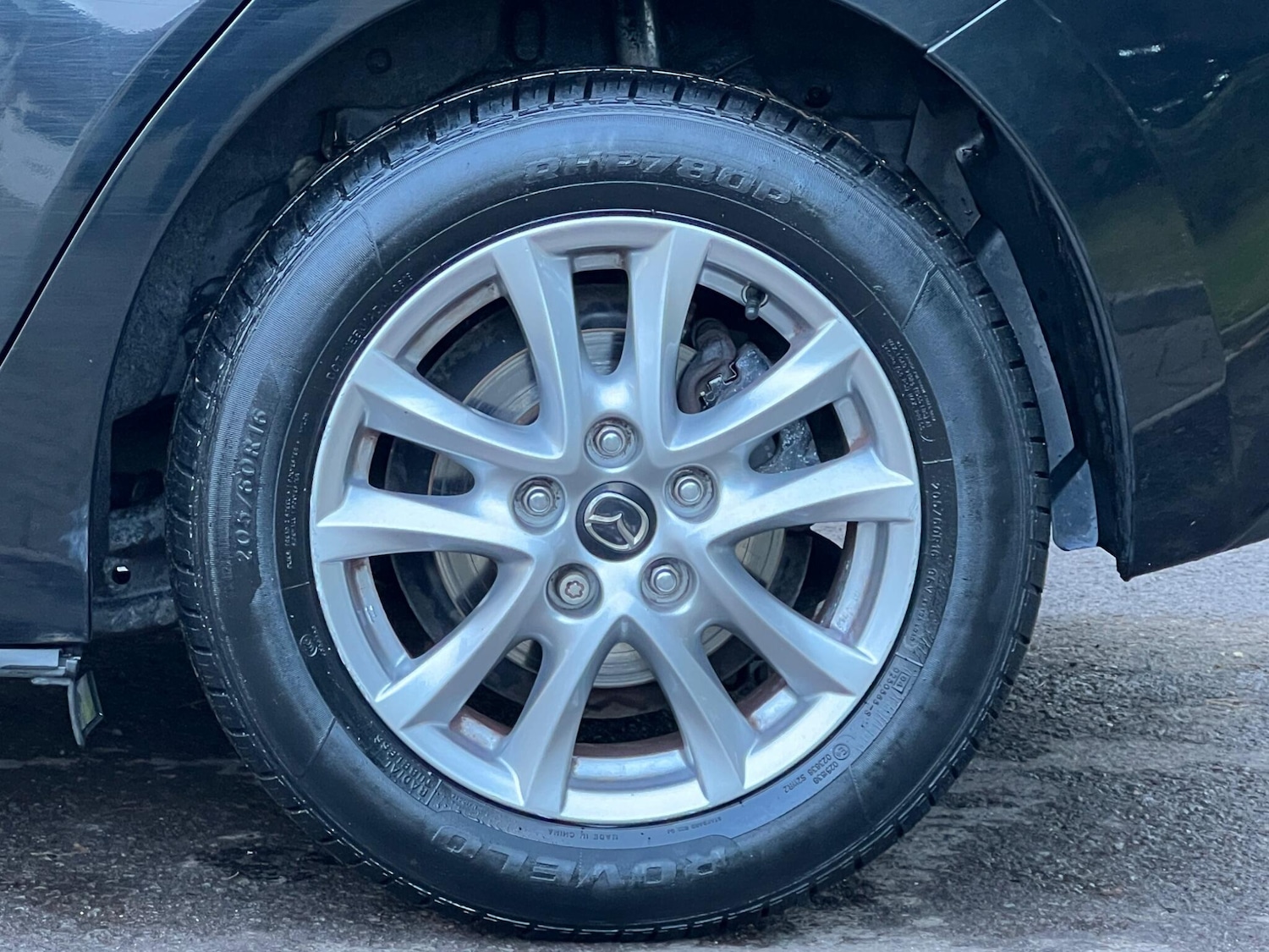 Used Mazda Mazda3 2014 for sale - 77440960: Photo 8