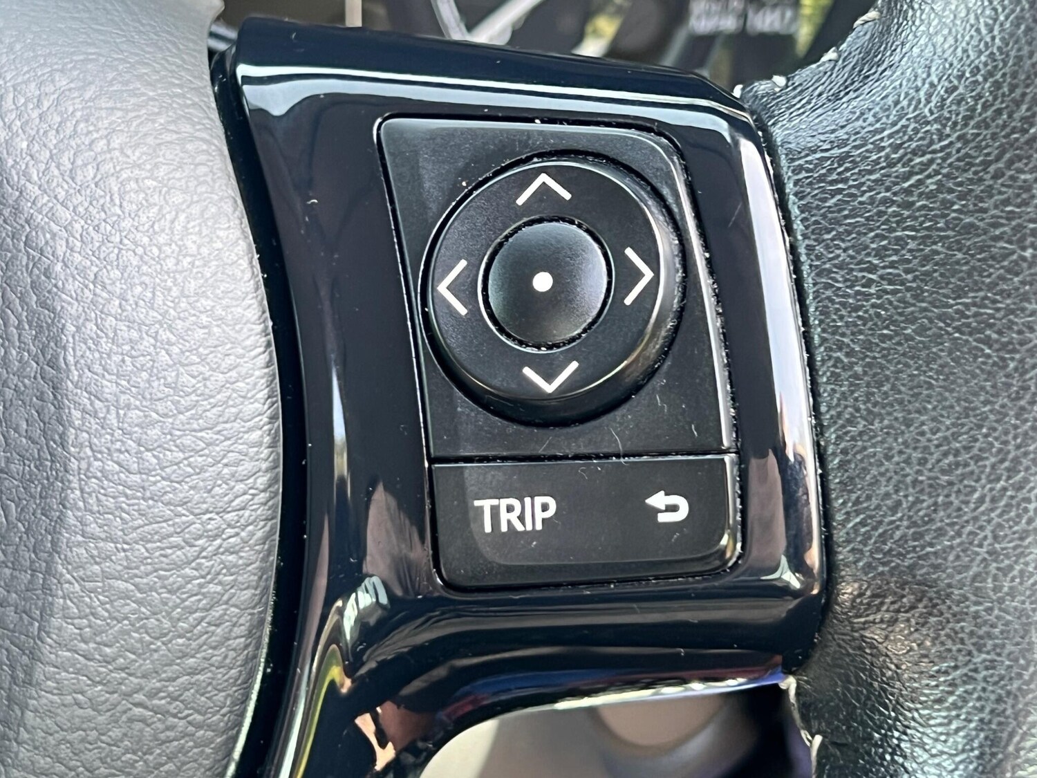 Used Toyota Yaris 2017 for sale - 78170192: Photo 31