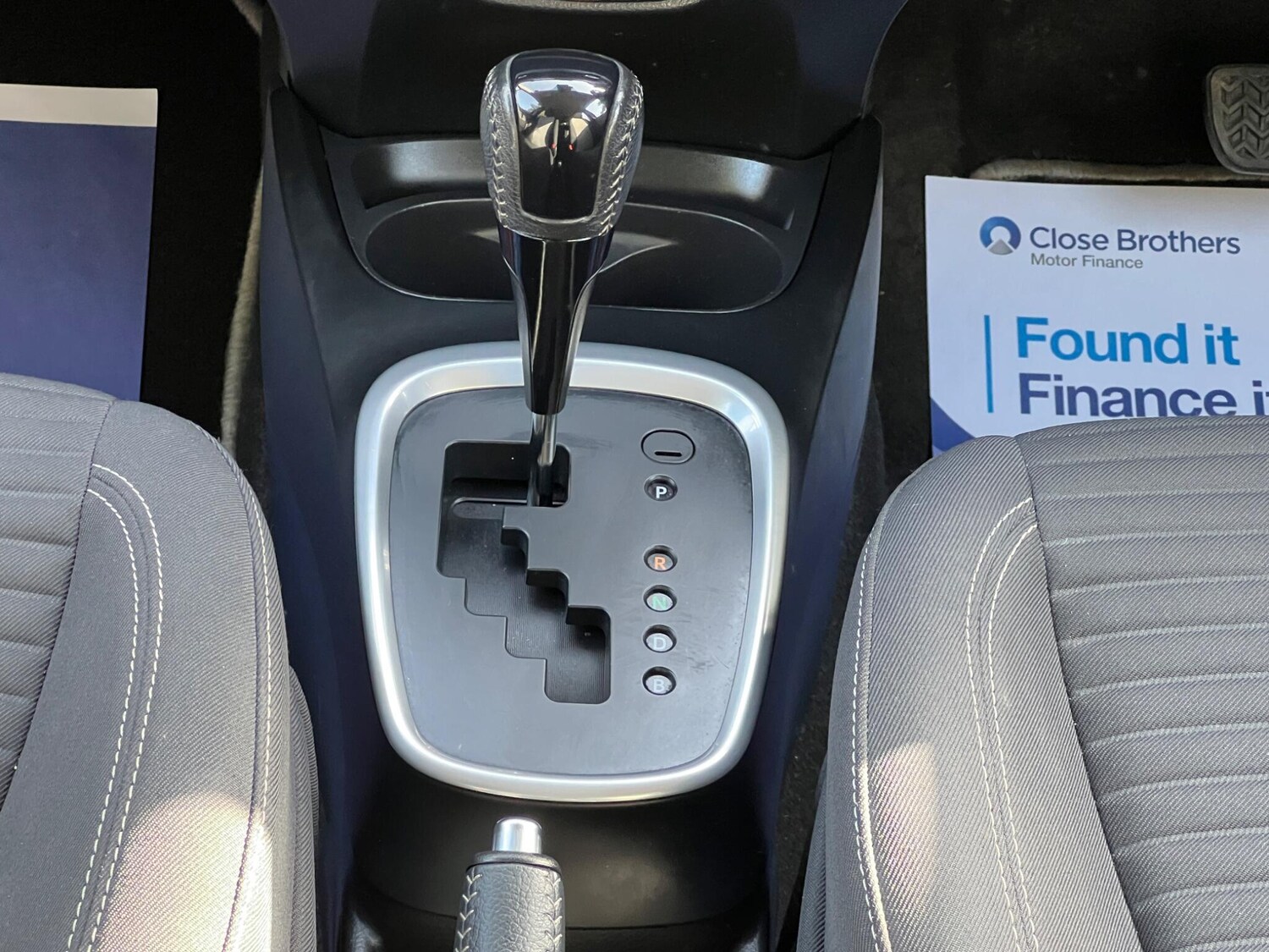 Used Toyota Yaris 2017 for sale - 78170192: Photo 39