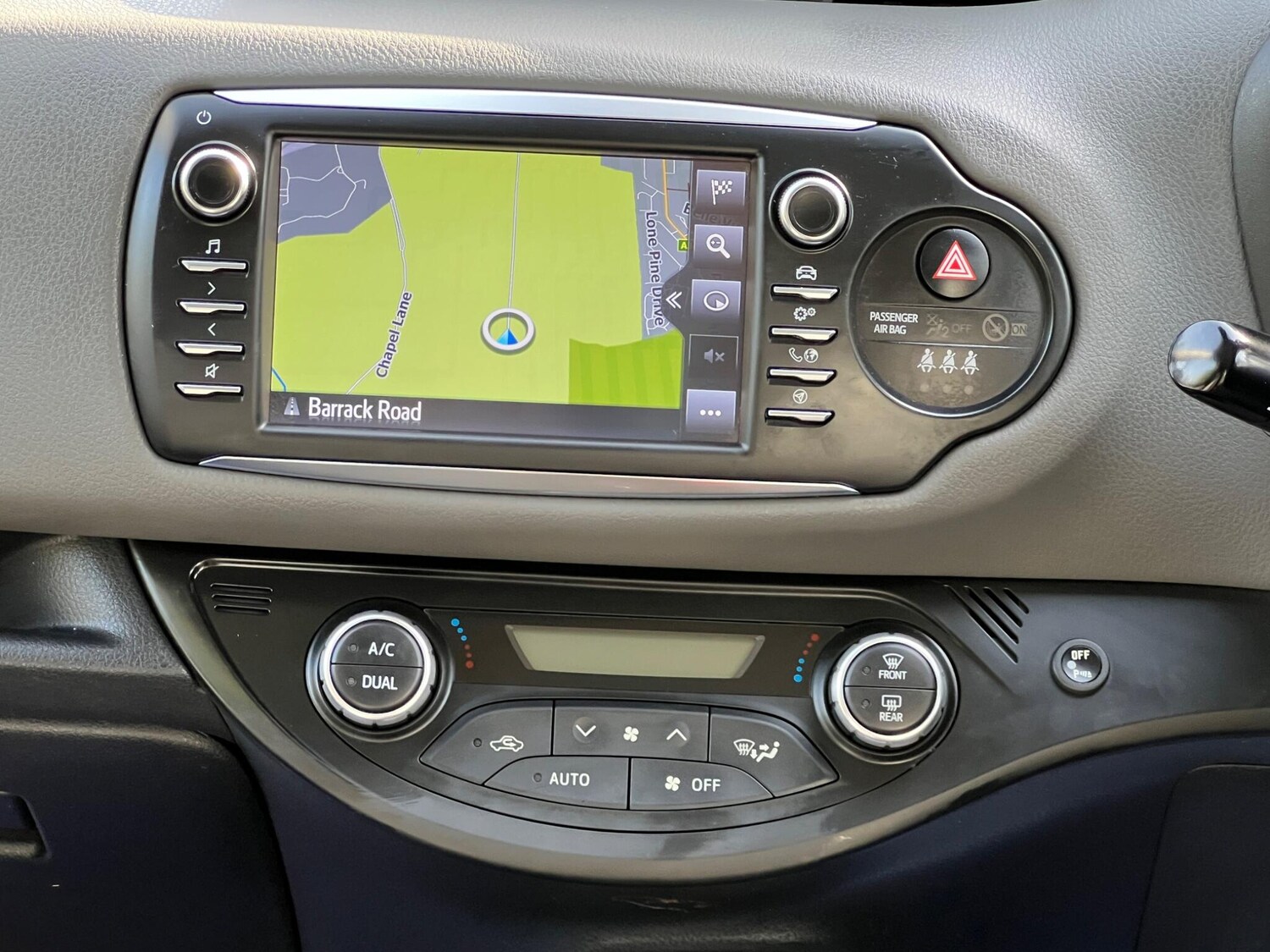 Used Toyota Yaris 2017 for sale - 78170192: Photo 40