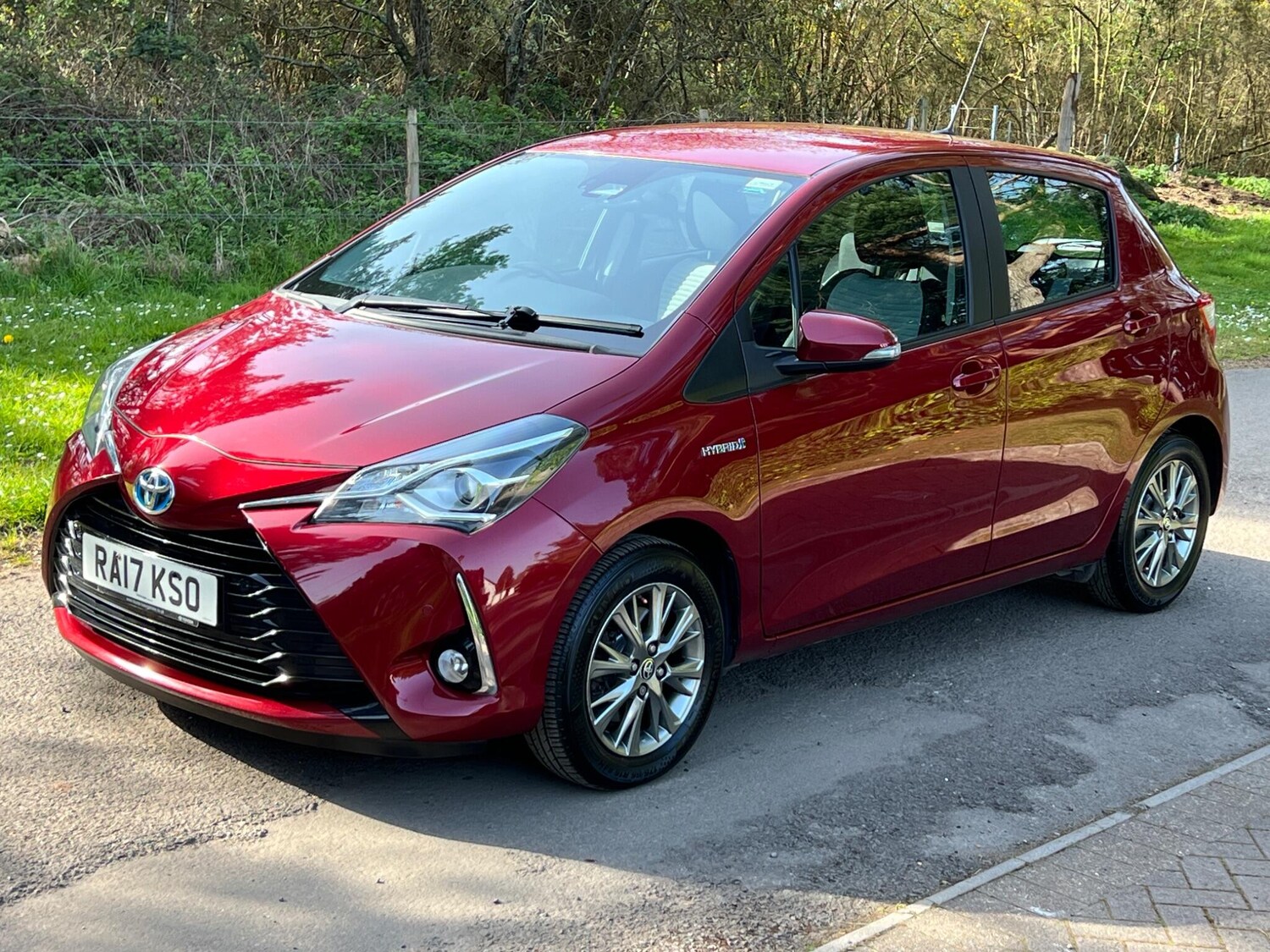 Used Toyota Yaris 2017 for sale - 78170192: Photo 52