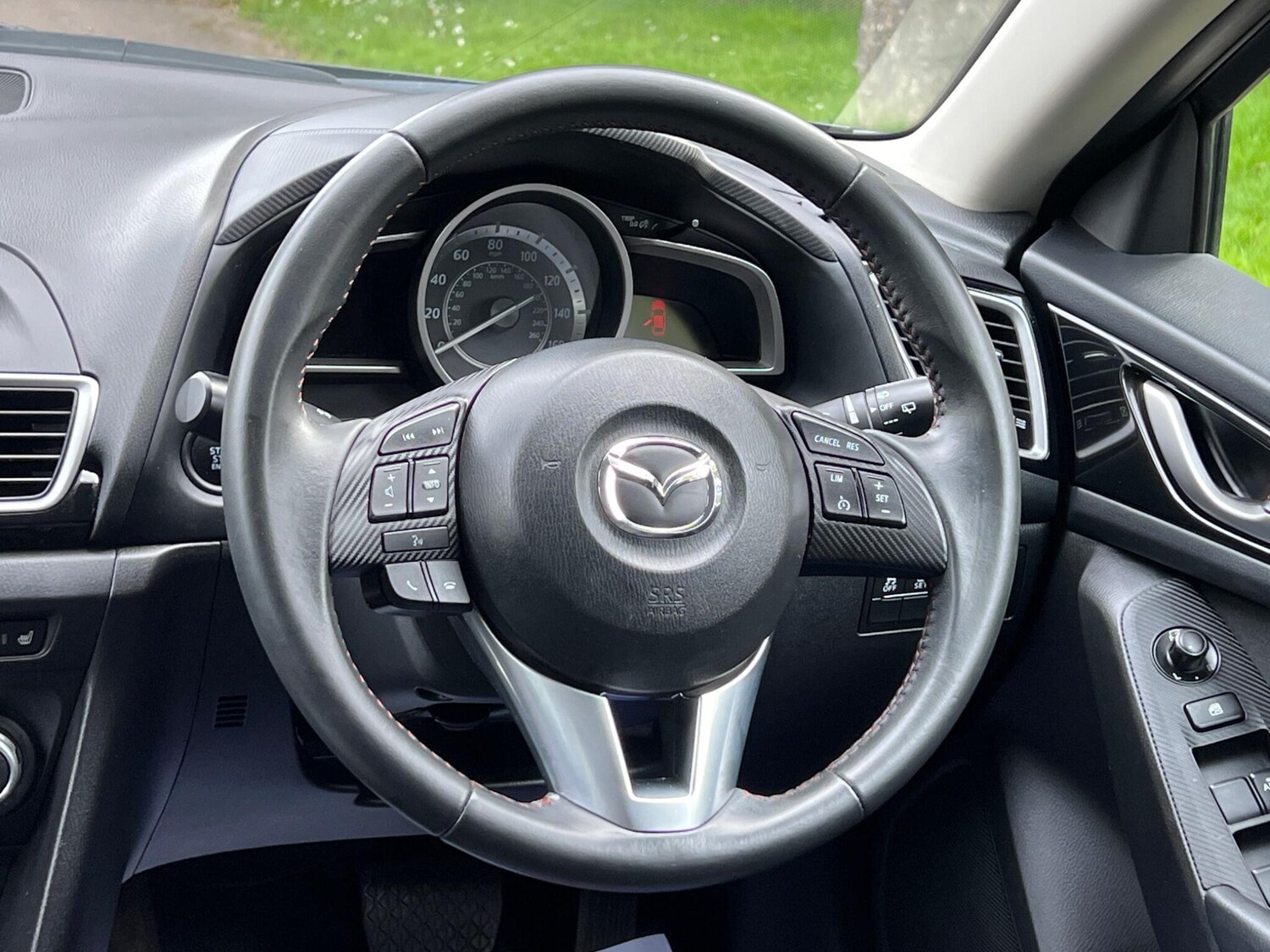 Used Toyota Yaris 2017 for sale - 78170192: Photo 65