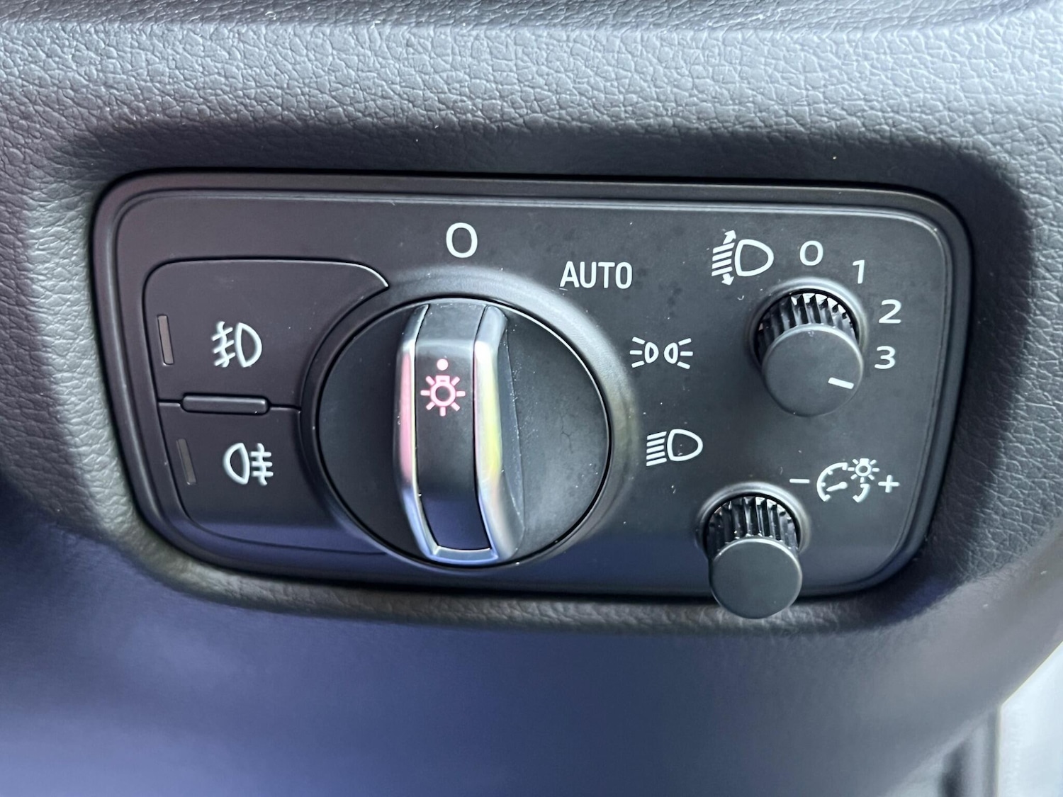 Used Audi A3 2016 for sale - 76953904: Photo 36