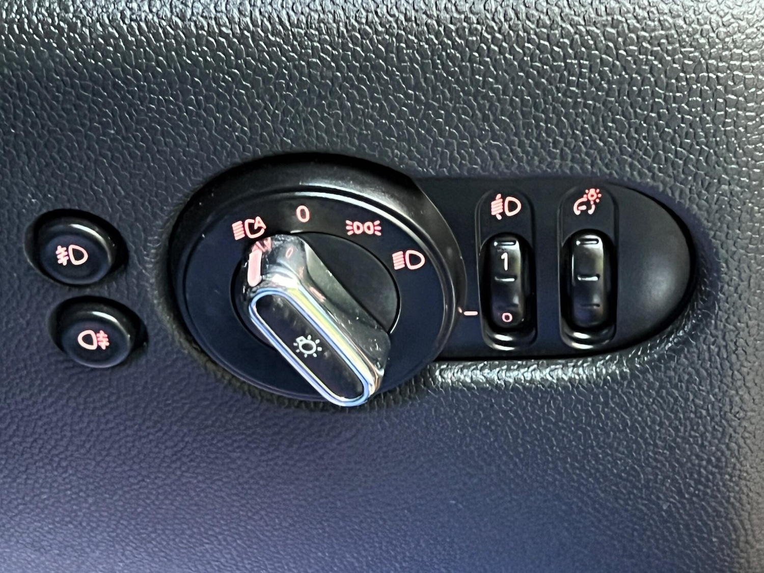 Used MINI Hatch 2017 for sale - 76953910: Photo 34