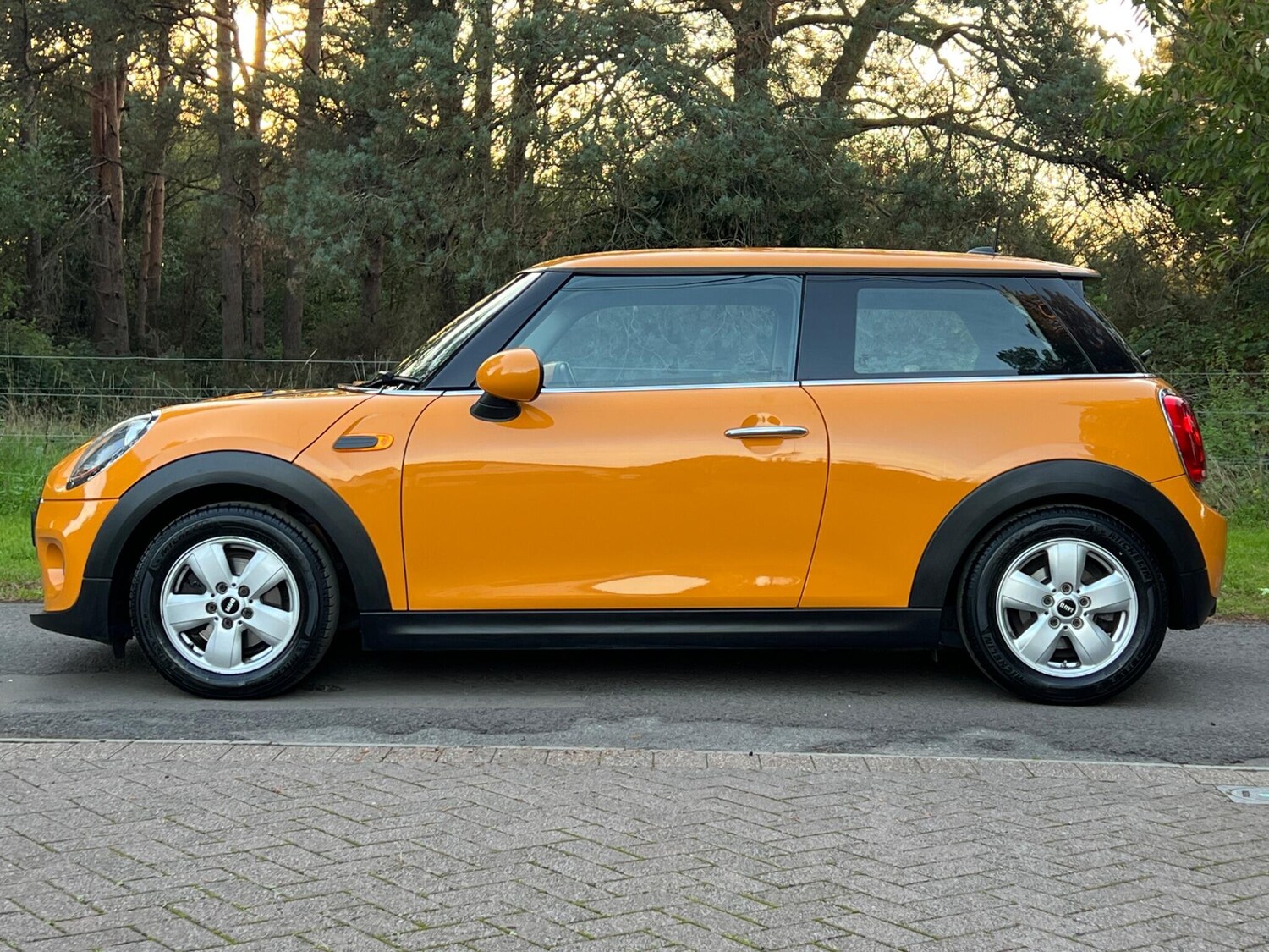 Used MINI Hatch 2017 for sale - 76953910: Photo 47