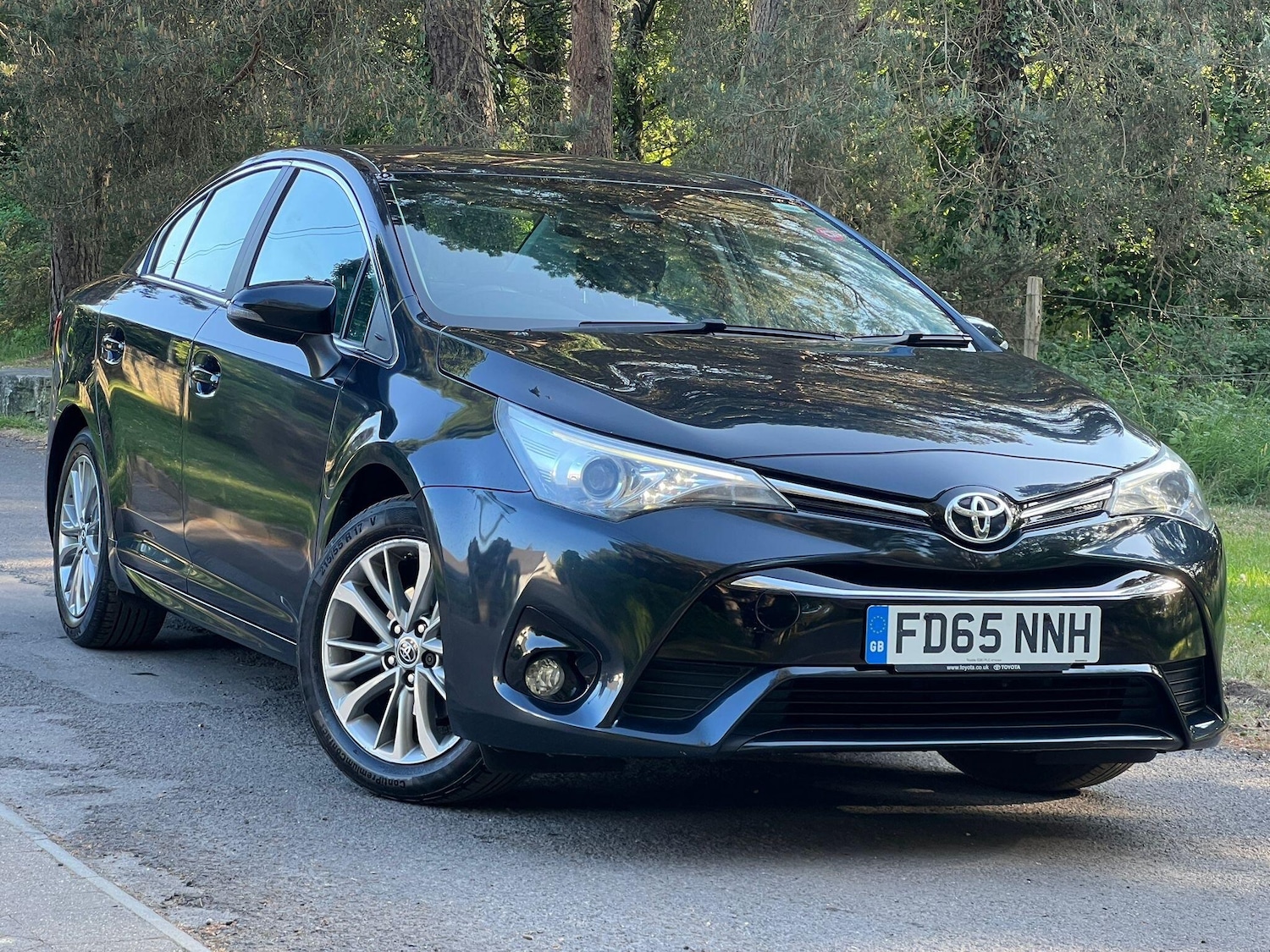 Used Toyota Avensis 2015 for sale - 76953296: Photo 1