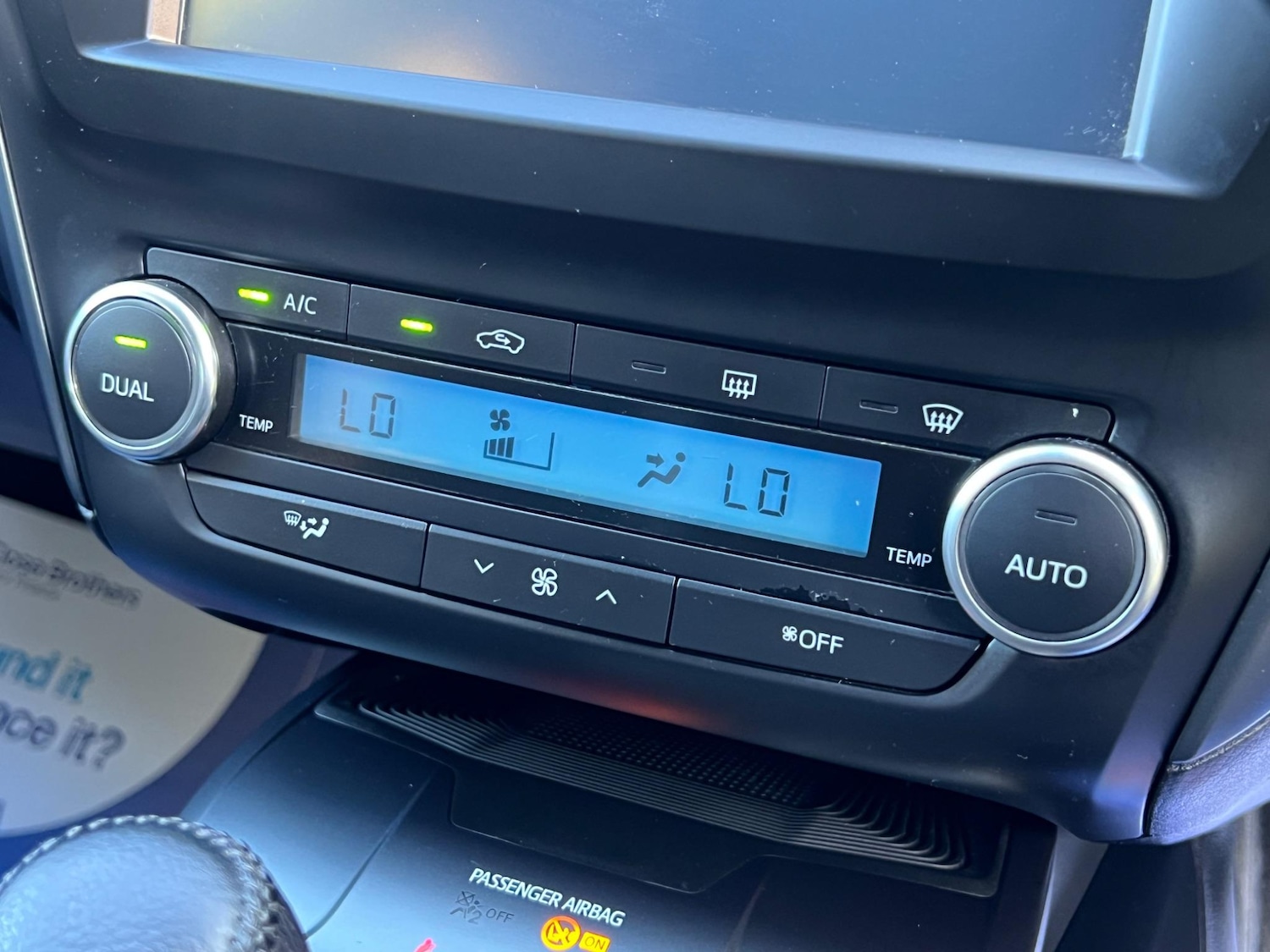 Used Toyota Avensis 2015 for sale - 76953296: Photo 26