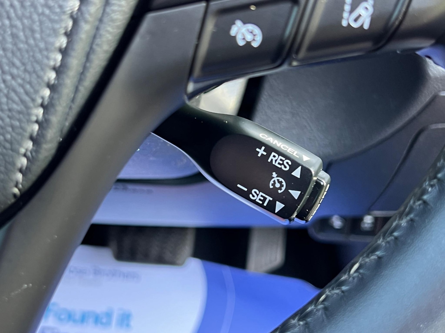 Used Toyota Avensis 2015 for sale - 76953296: Photo 32