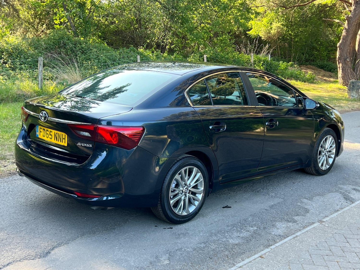 Used Toyota Avensis 2015 for sale - 76953296: Photo 5