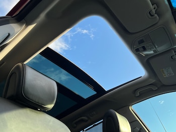 Used Hyundai Santa Fe 2016 for sale - 76953940: Photo