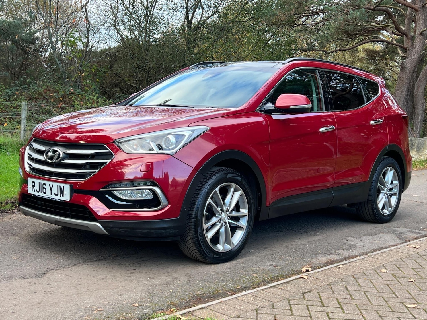 Used Hyundai Santa Fe 2016 for sale - 76953940: Photo 57