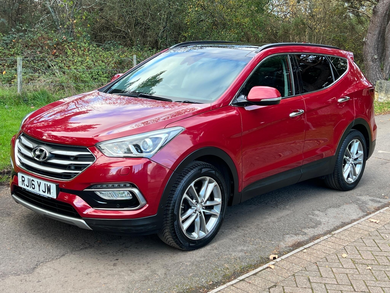 Used Hyundai Santa Fe 2016 for sale - 76953940: Photo 58