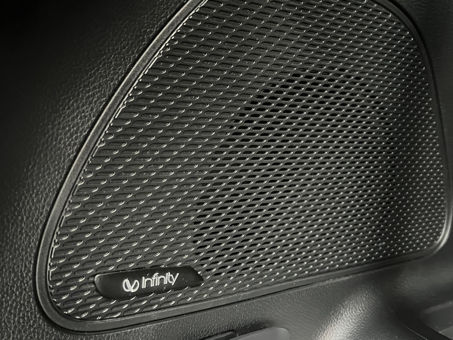 Used Hyundai Santa Fe 2016 for sale - 76953940: Photo 63