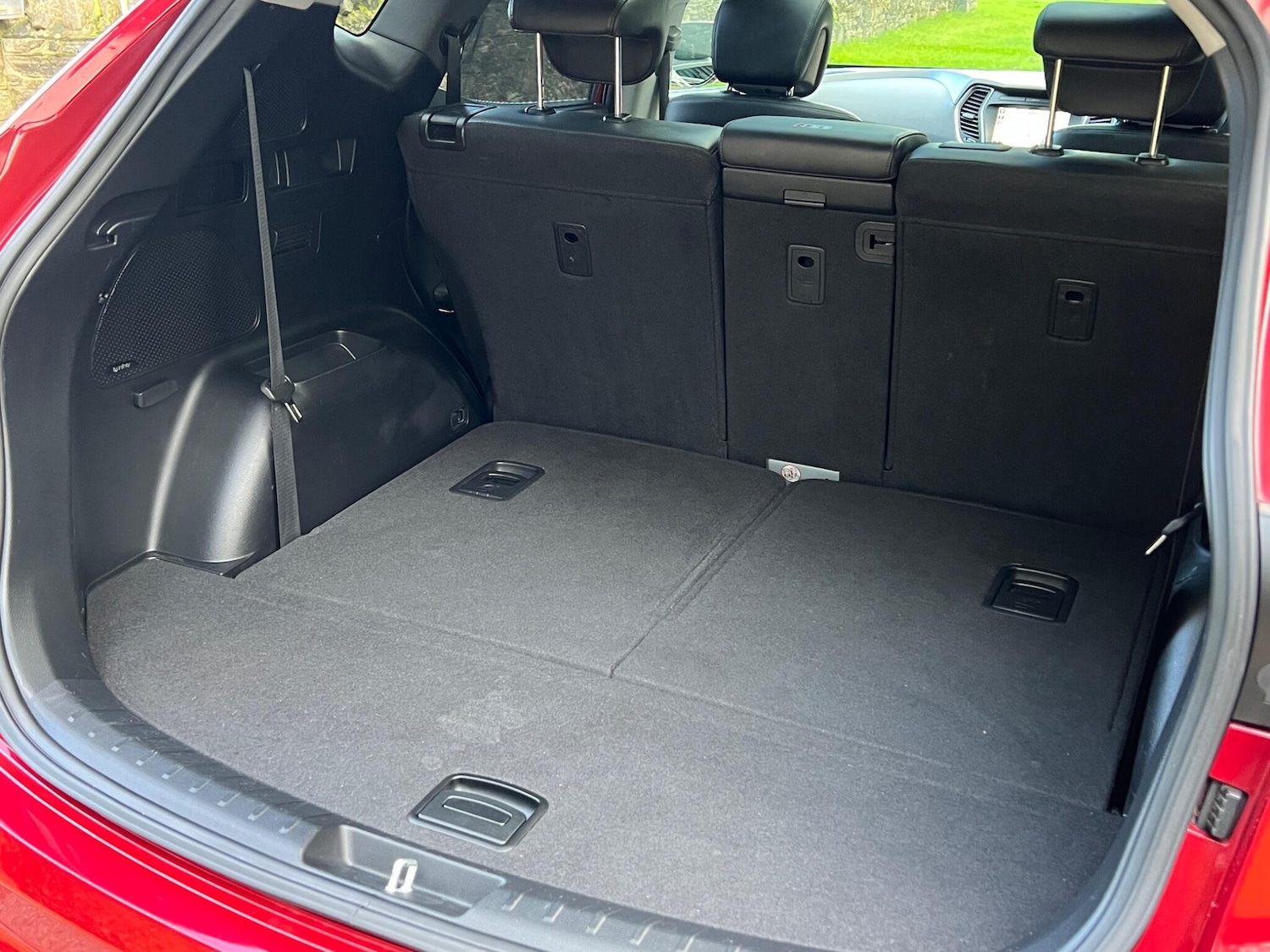 Used Hyundai Santa Fe 2016 for sale - 76953940: Photo 64