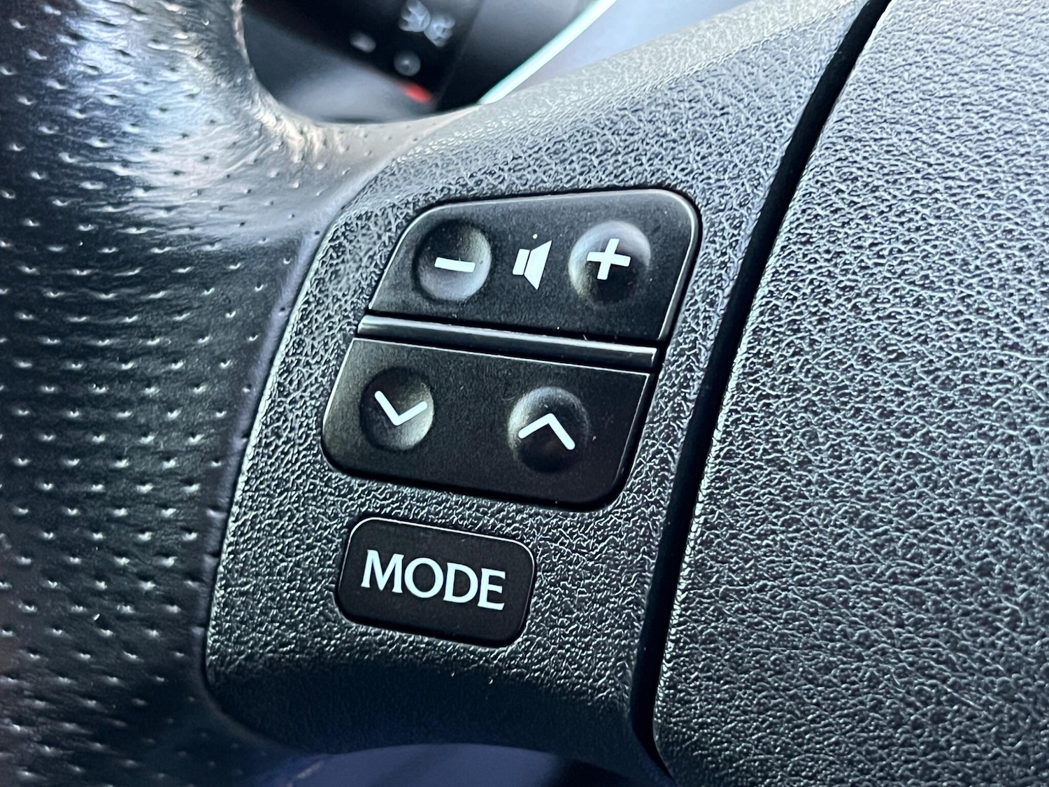 Used Lexus IS 2010 for sale - 76953917: Photo 33