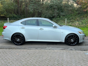 Used Lexus IS 2010 for sale - 76953917: Photo