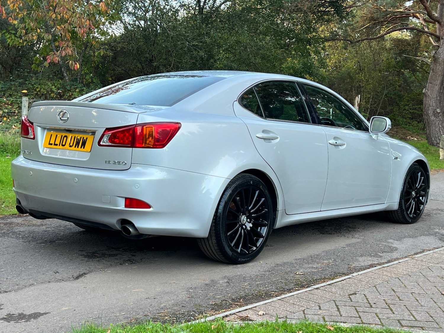 Used Lexus IS 2010 for sale - 76953917: Photo 5