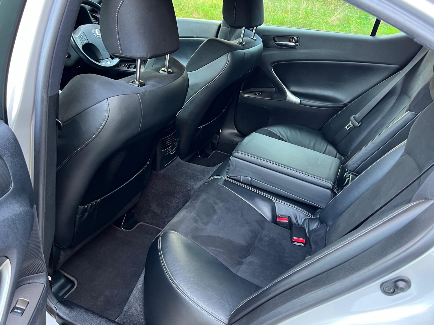 Used Lexus IS 2010 for sale - 76953917: Photo 50