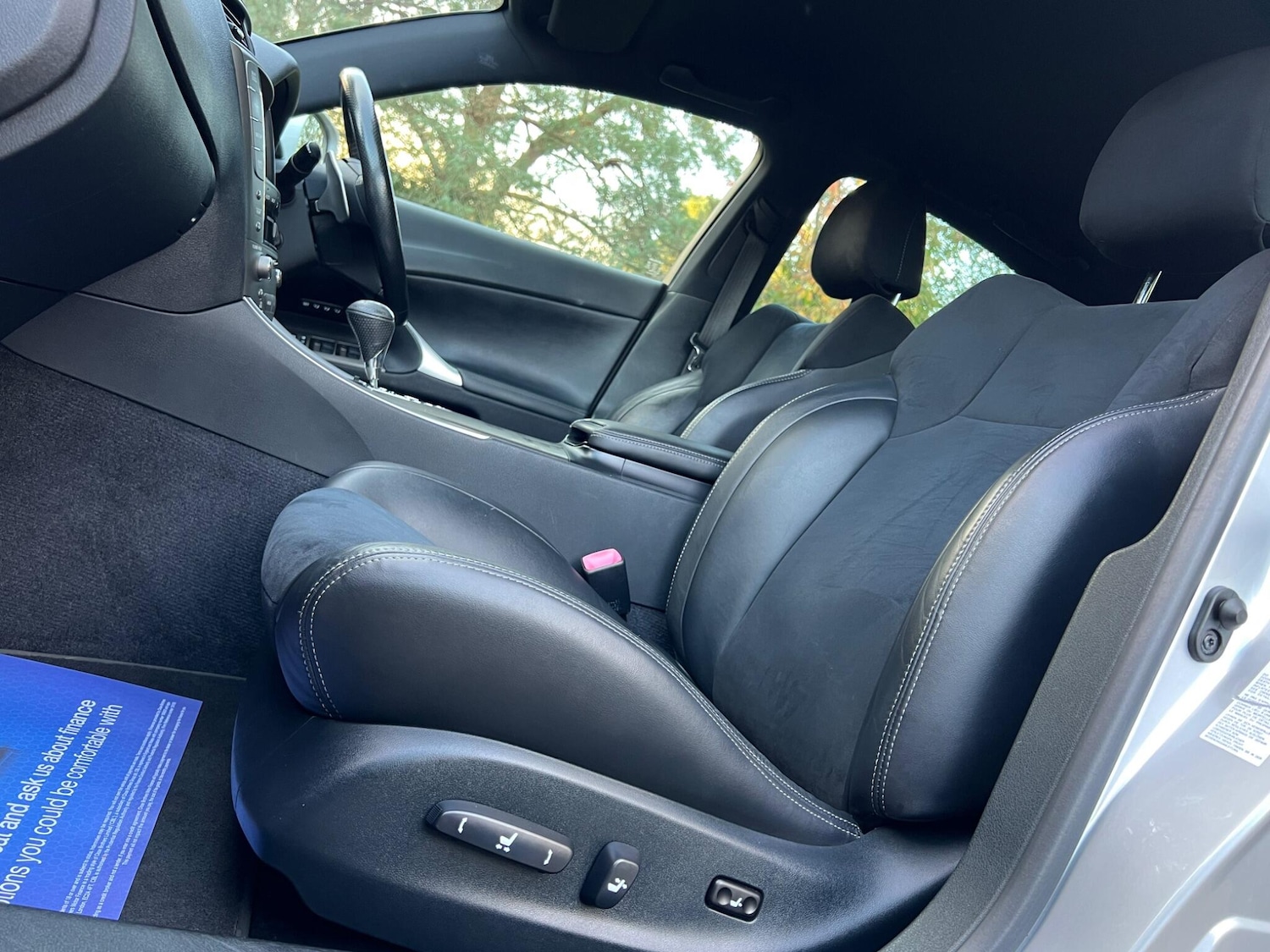 Used Lexus IS 2010 for sale - 76953917: Photo 52