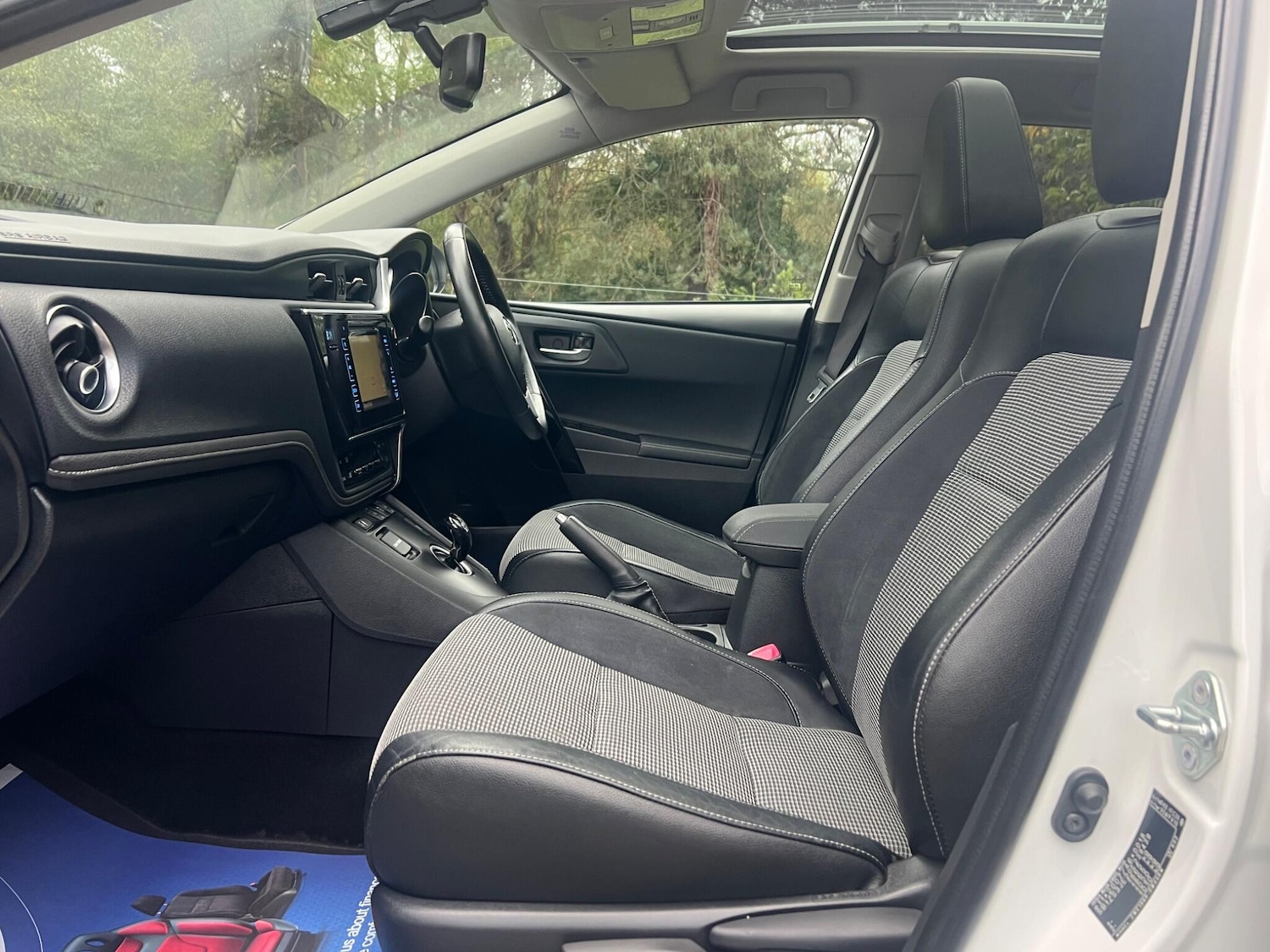 Used Toyota Auris 2016 for sale - 76953906: Photo 52