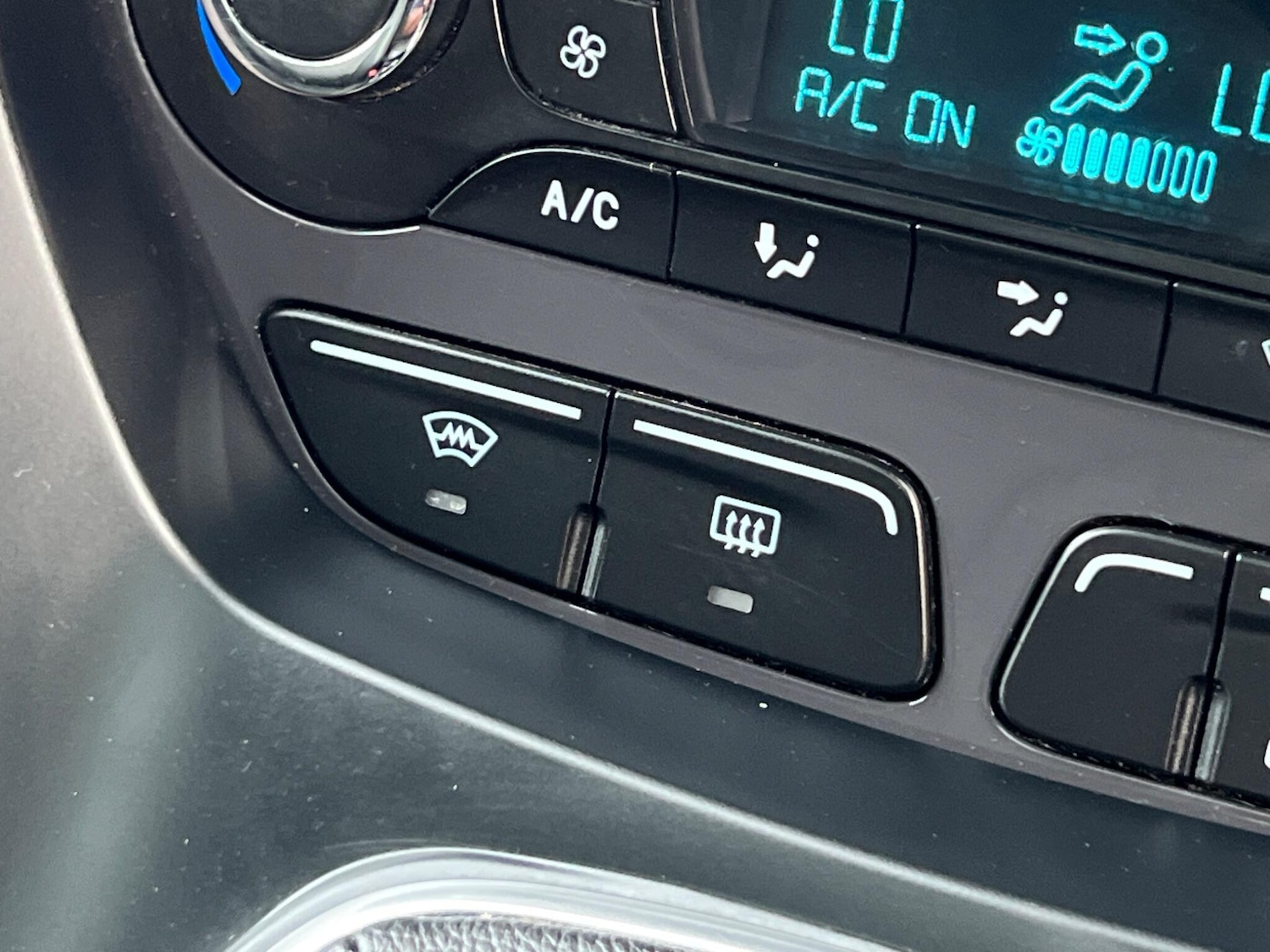 Used Ford Kuga 2014 for sale - 76952443: Photo 21