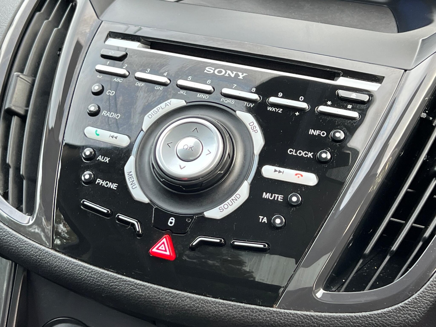 Used Ford Kuga 2014 for sale - 76952443: Photo 3