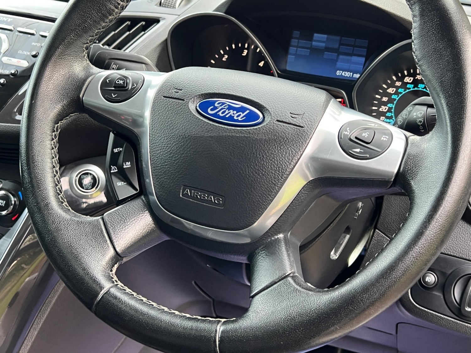 Used Ford Kuga 2014 for sale - 76952443: Photo 35