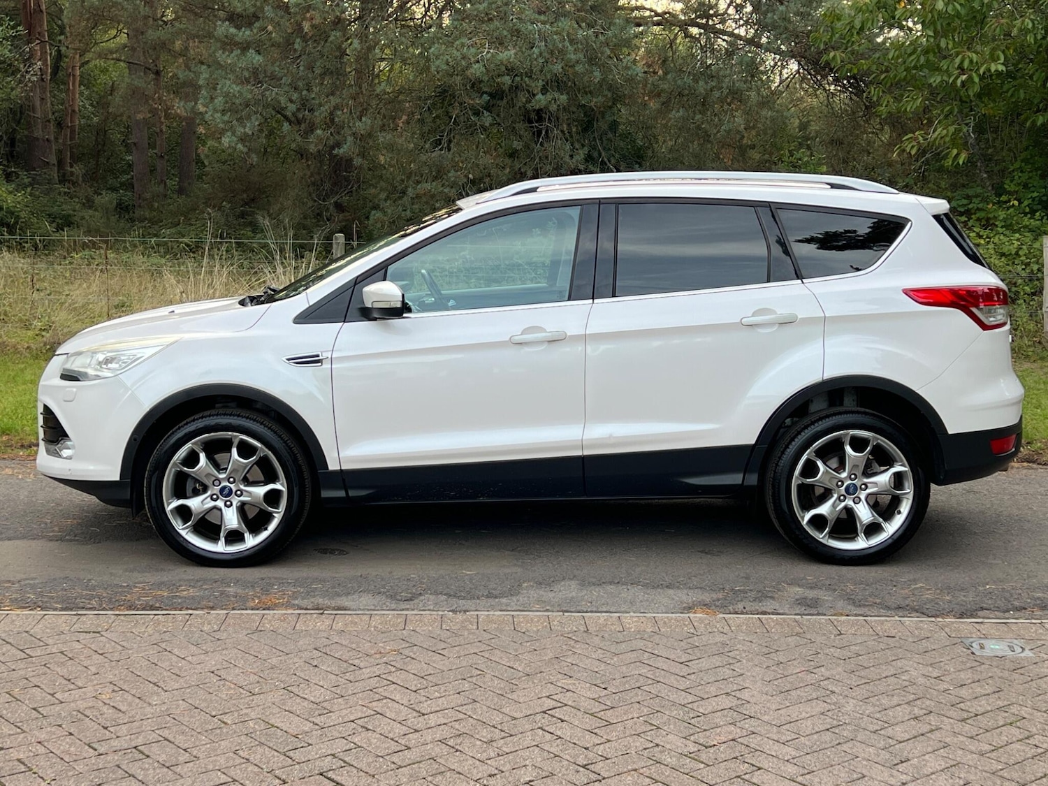 Used Ford Kuga 2014 for sale - 76952443: Photo 54