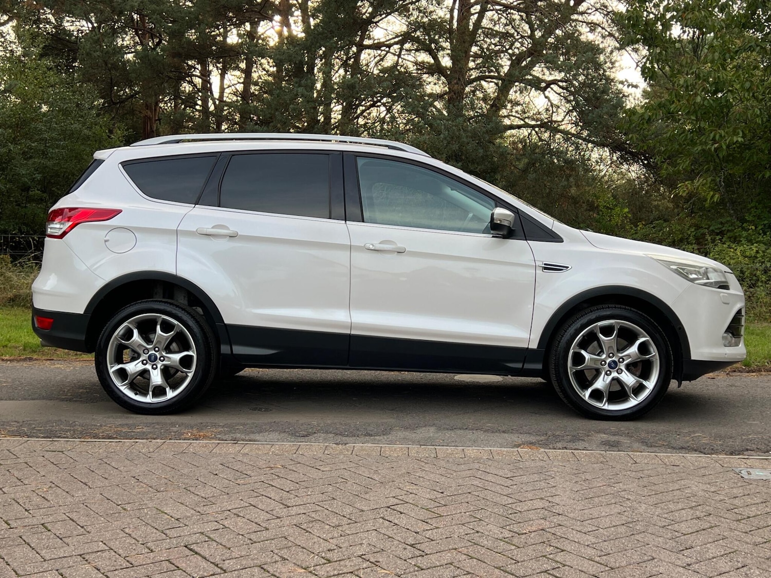 Used Ford Kuga 2014 for sale - 76952443: Photo 6