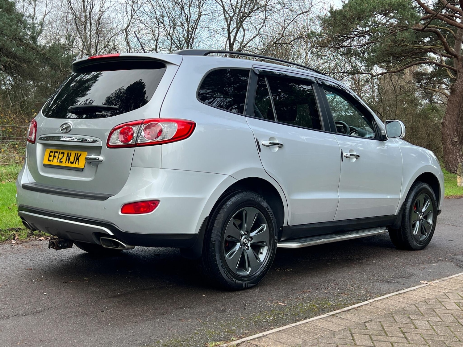 Used Hyundai Santa Fe 2012 for sale - 77020924: Photo 17