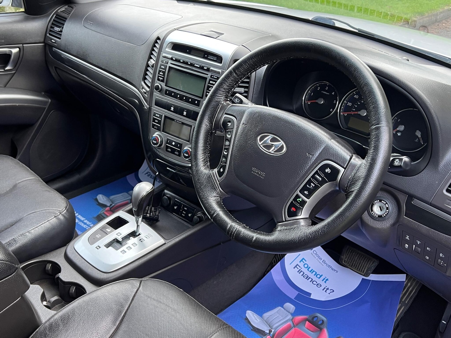 Used Hyundai Santa Fe 2012 for sale - 77020924: Photo 35