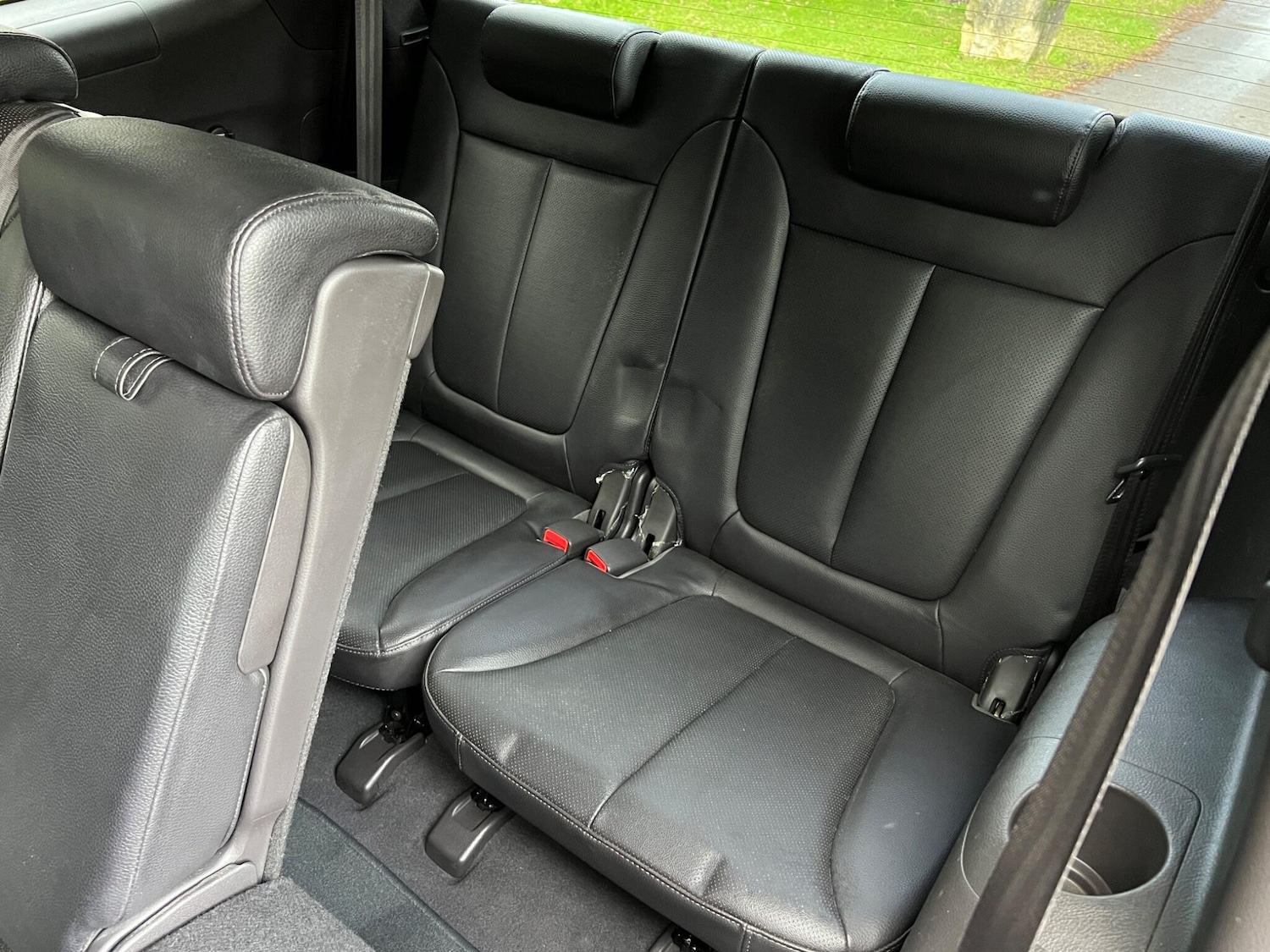 Used Hyundai Santa Fe 2012 for sale - 77020924: Photo 40