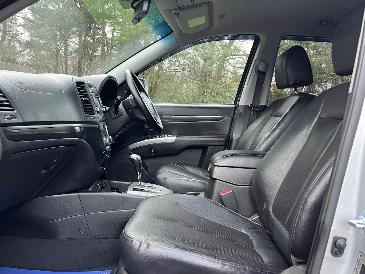 Used Hyundai Santa Fe 2012 for sale - 77020924: Photo 46