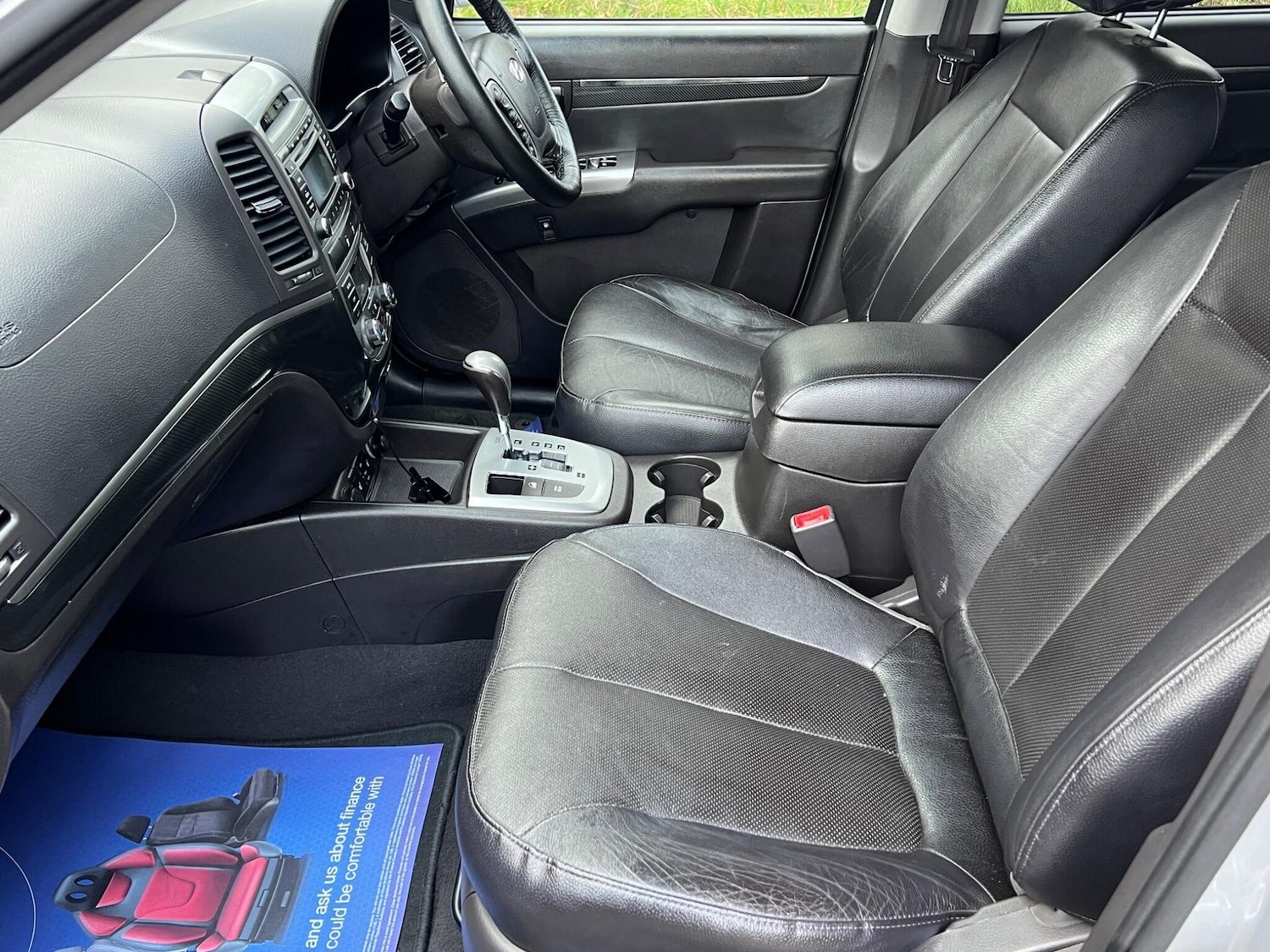 Used Hyundai Santa Fe 2012 for sale - 77020924: Photo 47