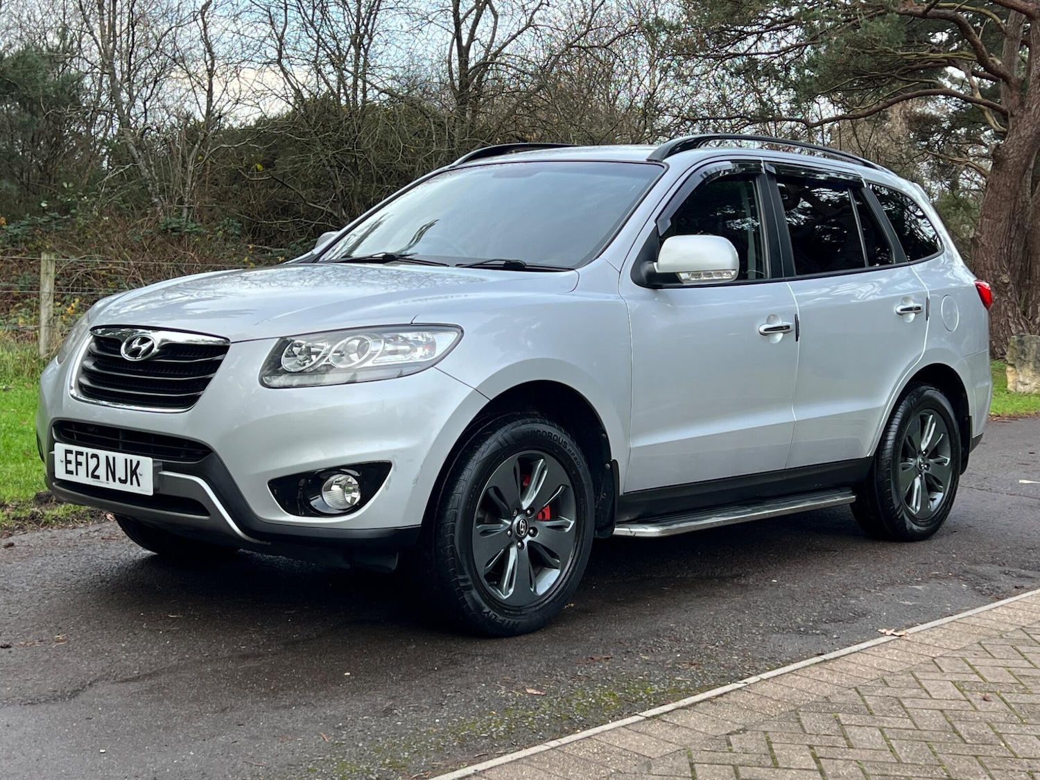 Used Hyundai Santa Fe 2012 for sale - 77020924: Photo 48