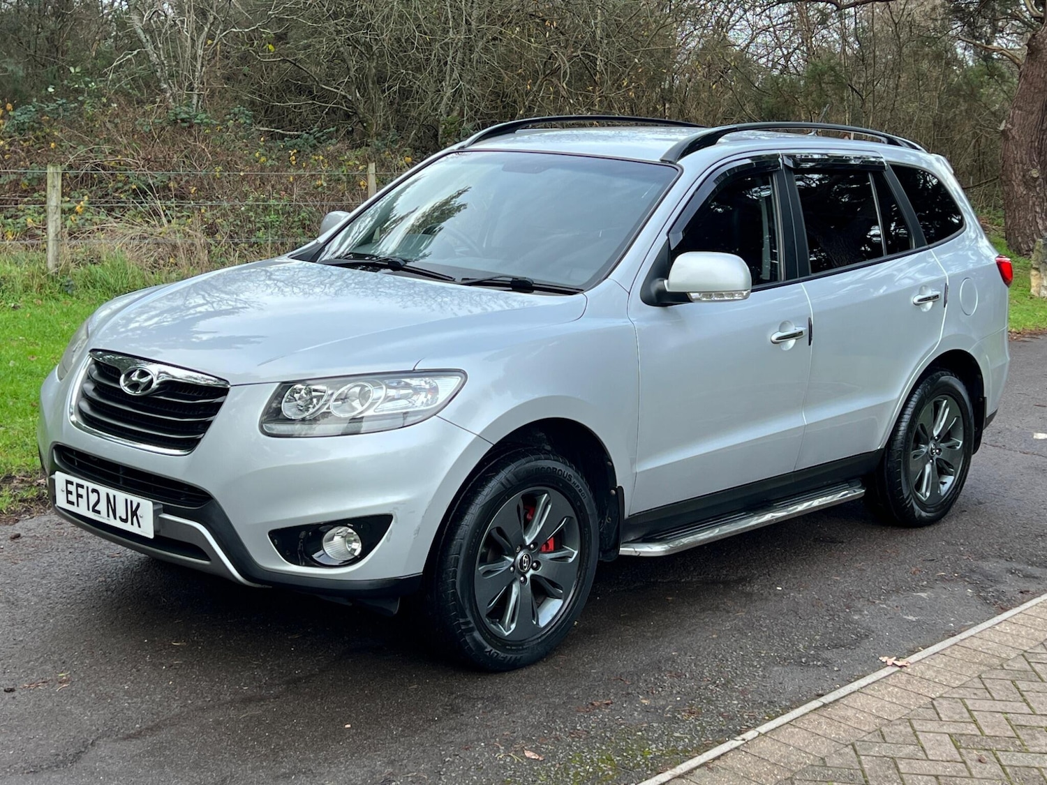 Used Hyundai Santa Fe 2012 for sale - 77020924: Photo 49