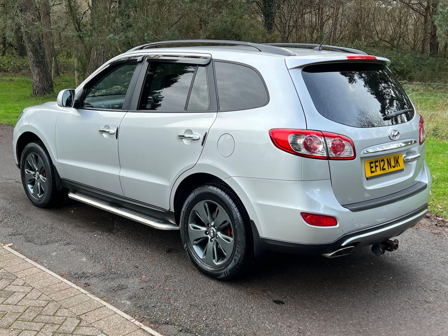 Used Hyundai Santa Fe 2012 for sale - 77020924: Photo 53