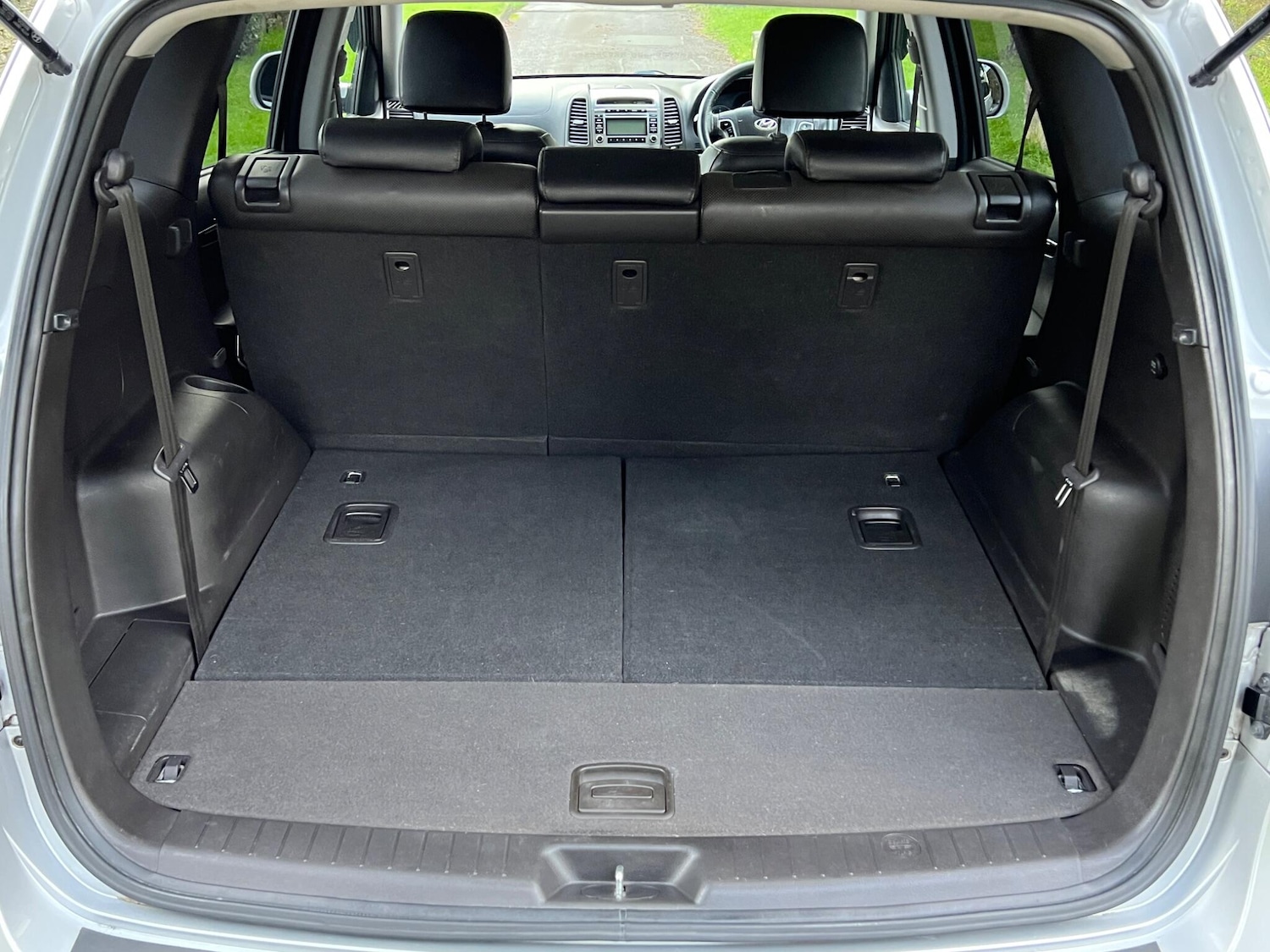 Used Hyundai Santa Fe 2012 for sale - 77020924: Photo 57