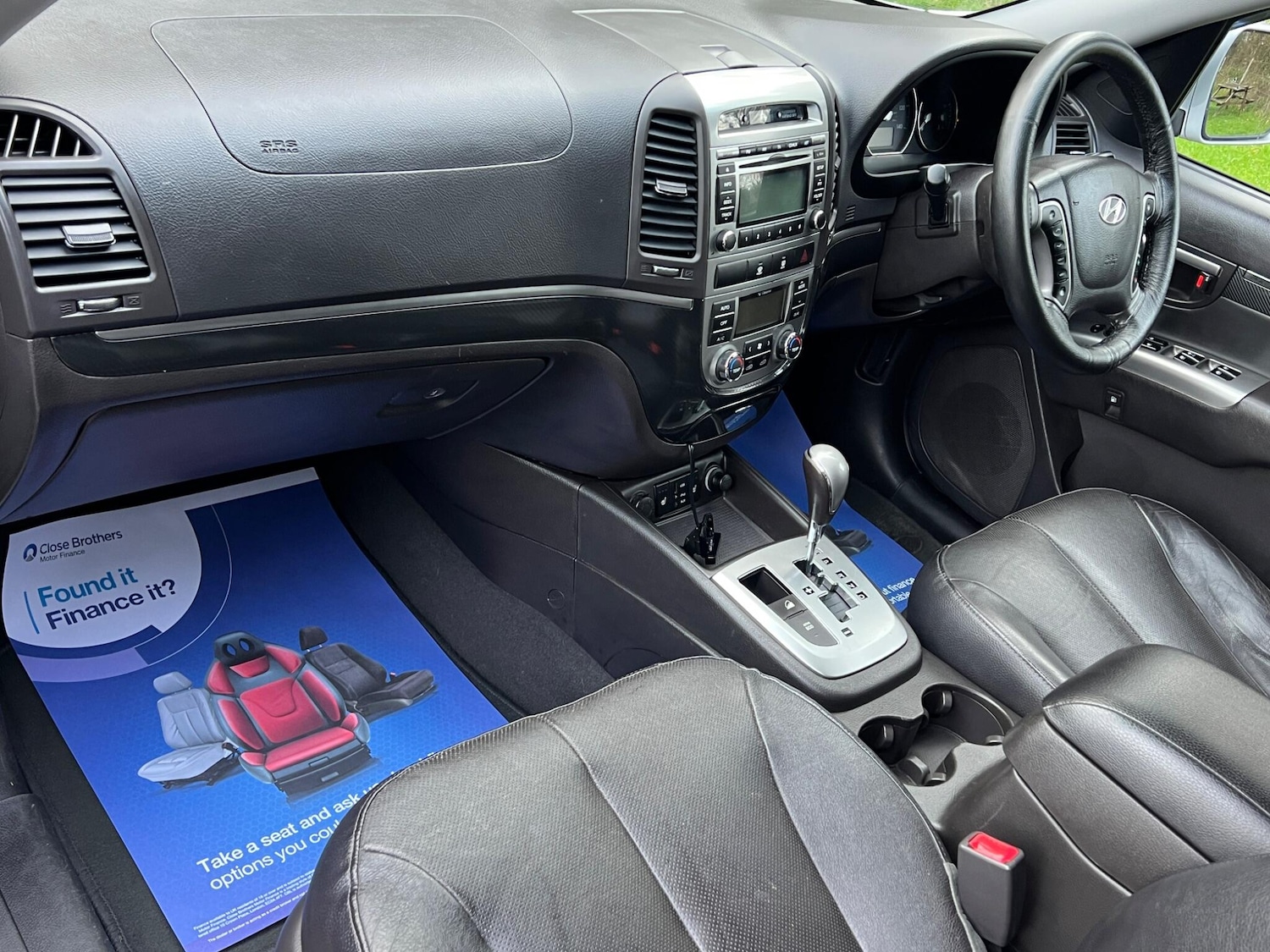 Used Hyundai Santa Fe 2012 for sale - 77020924: Photo 7