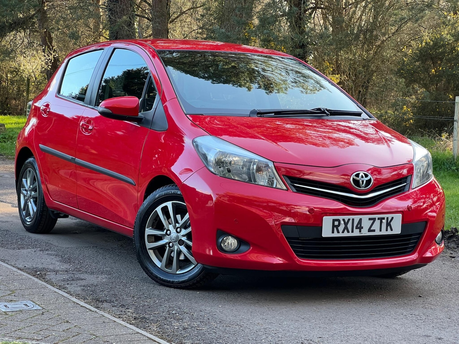 Used Toyota Yaris 2014 for sale - 77892318: Photo 14