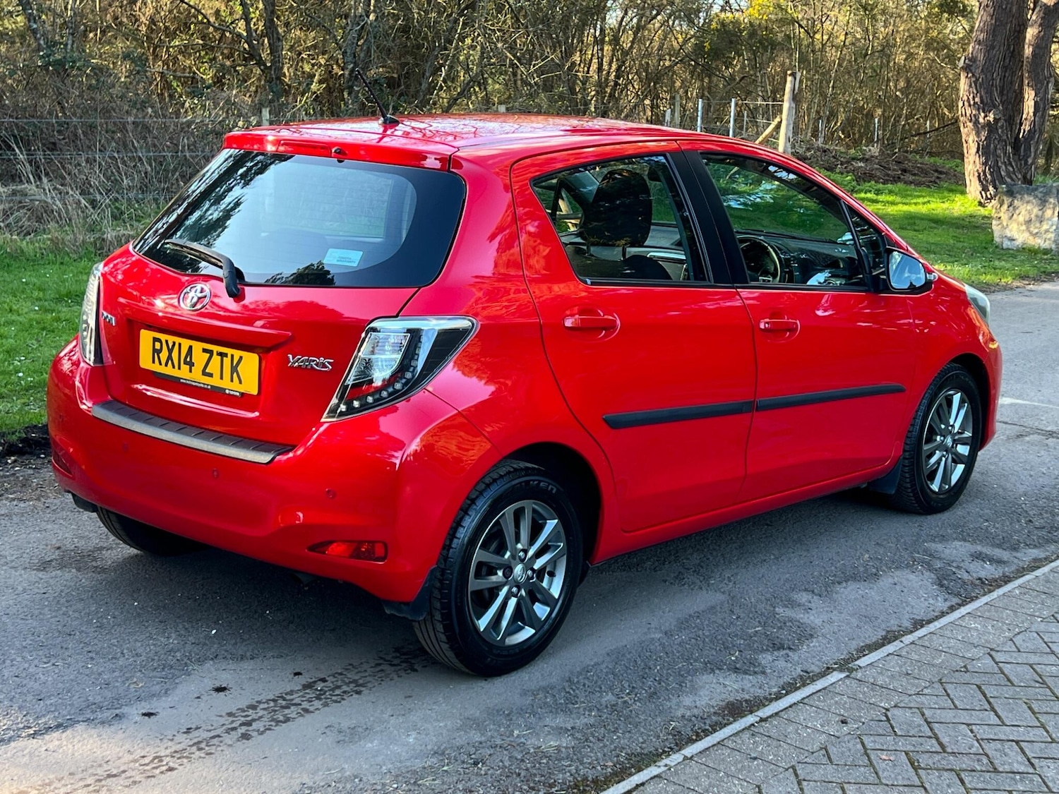 Used Toyota Yaris 2014 for sale - 77892318: Photo 20