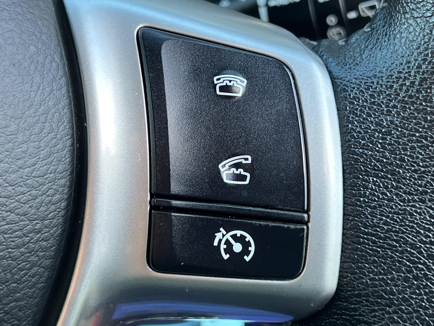 Used Toyota Yaris 2014 for sale - 77892318: Photo 30