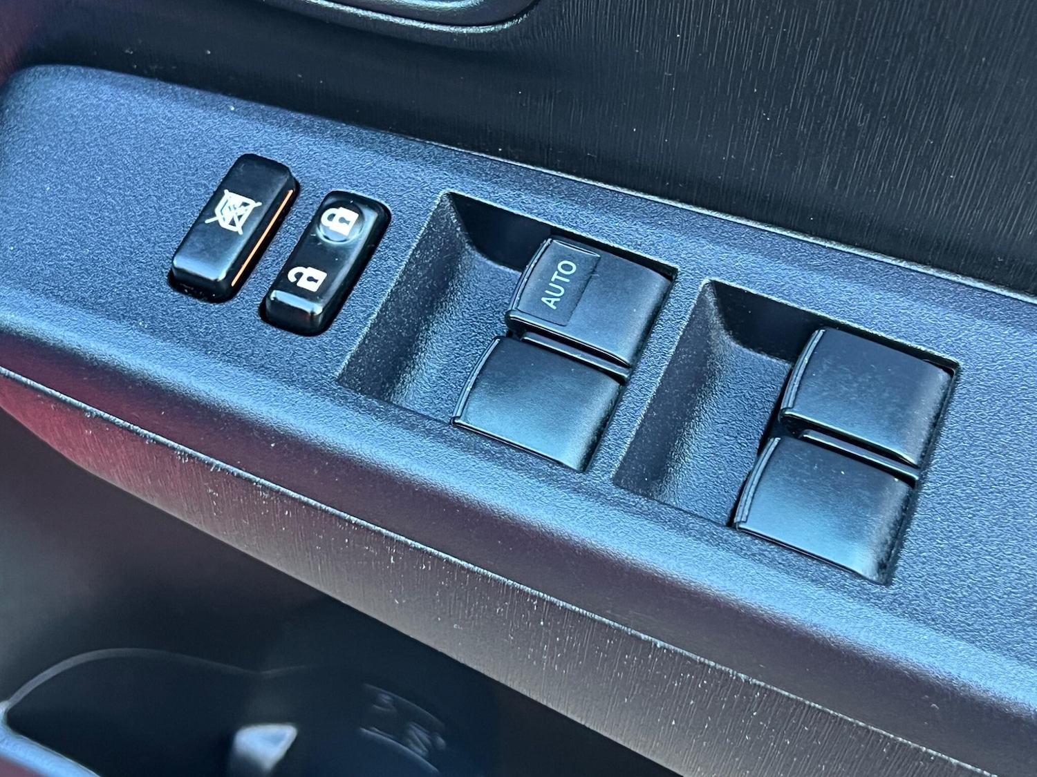 Used Toyota Yaris 2014 for sale - 77892318: Photo 34