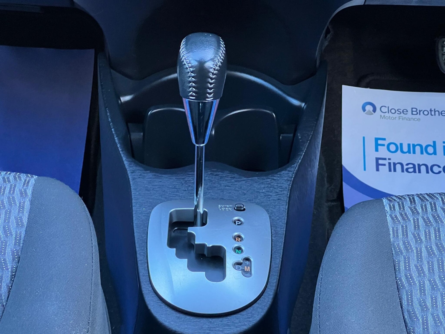 Used Toyota Yaris 2014 for sale - 77892318: Photo 38