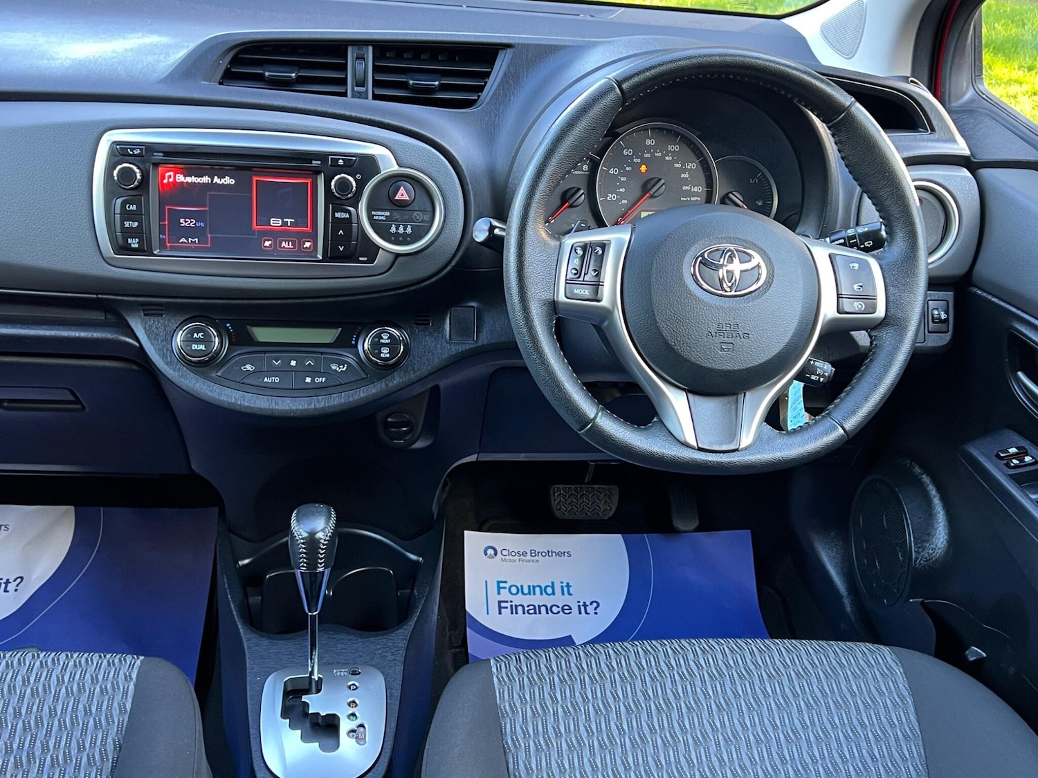 Used Toyota Yaris 2014 for sale - 77892318: Photo 41