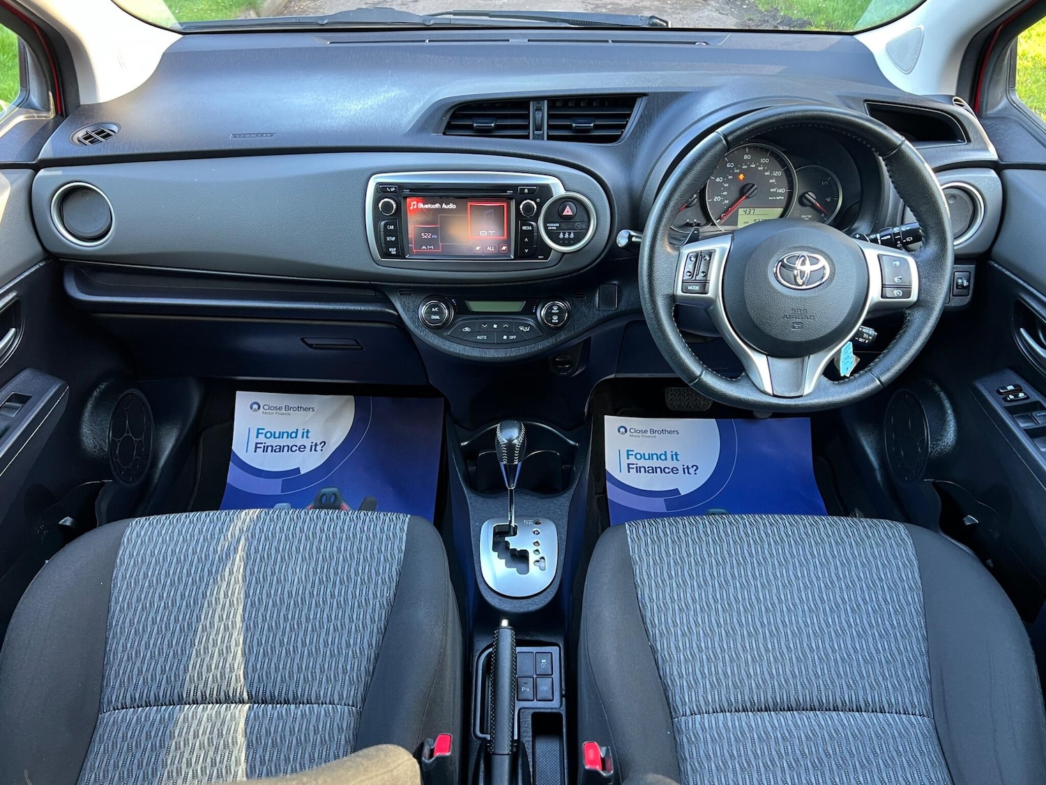 Used Toyota Yaris 2014 for sale - 77892318: Photo 42