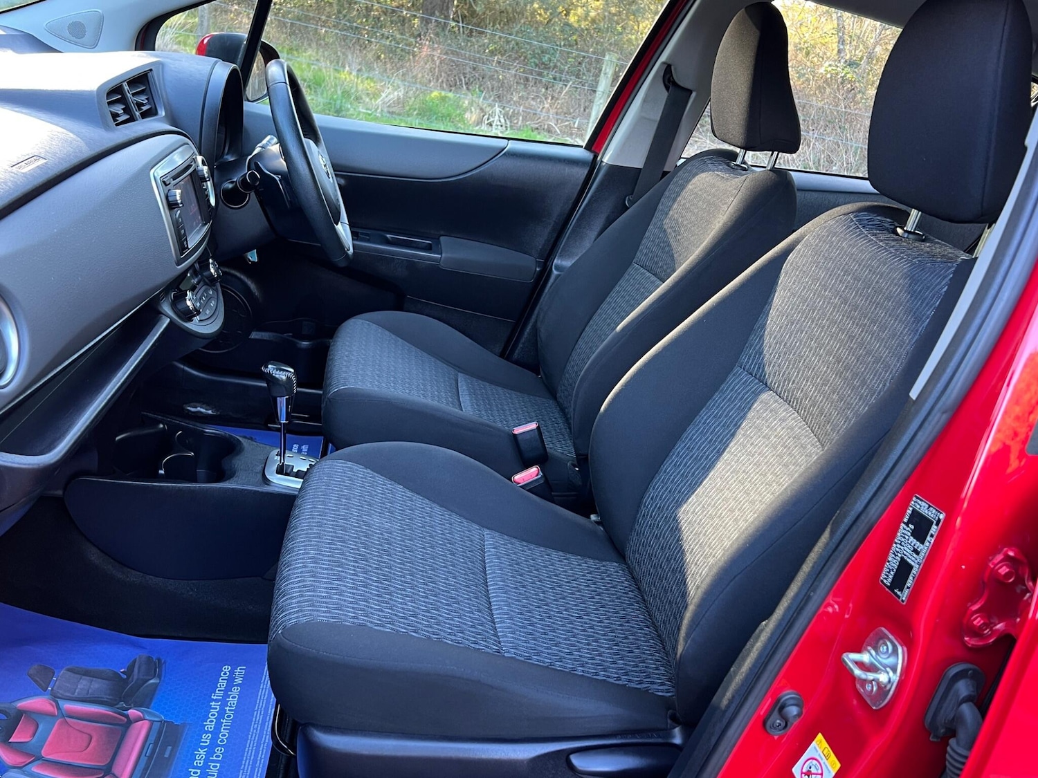 Used Toyota Yaris 2014 for sale - 77892318: Photo 46